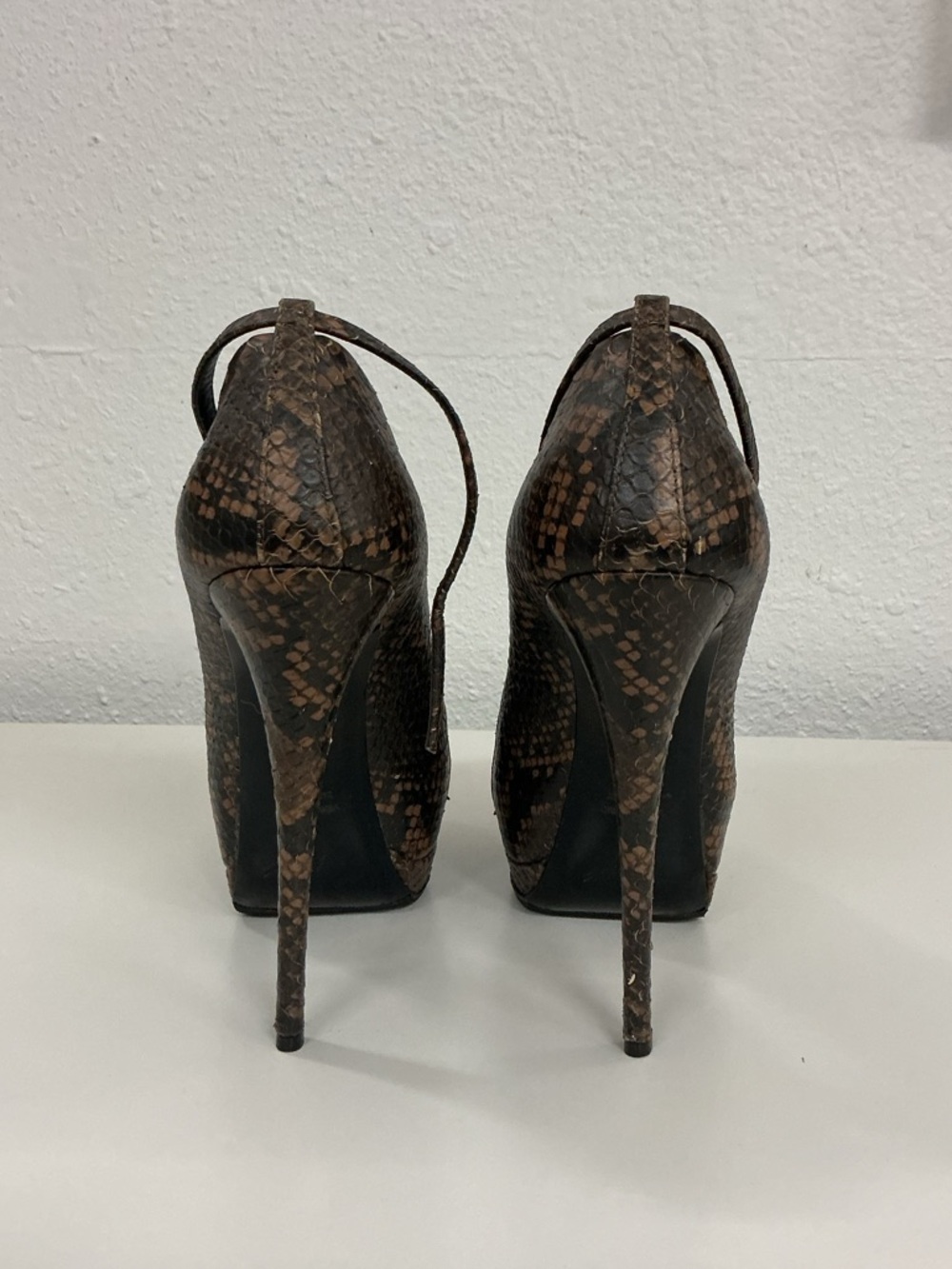 Giuseppe Zanotti Snakeskin Print Heels - Picture 3 of 6